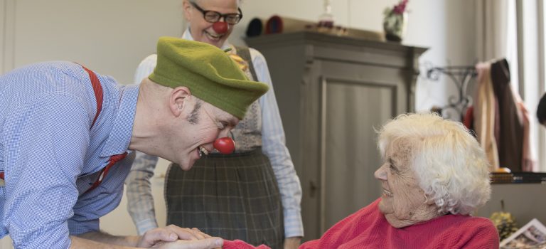 Onderzoek samenwerking clown en zorgmedewerker van start