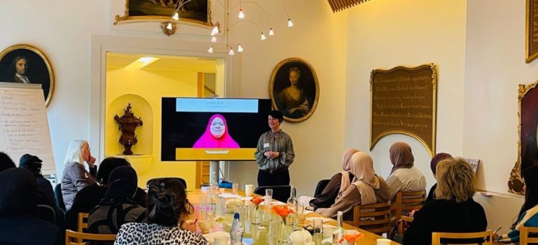 Inspirerende training geeft oudere migranten handvatten om eenzaamheid in hun wijk tegen te gaan