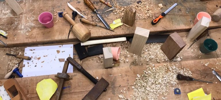 Bericht uit de zorgesthetische werkplaats: de wijsheid van hout