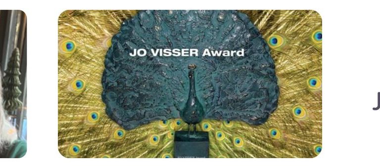 Hetti Willemse ontvangt Jo Visser award als nieuwe ambassadeur Waardige zorg